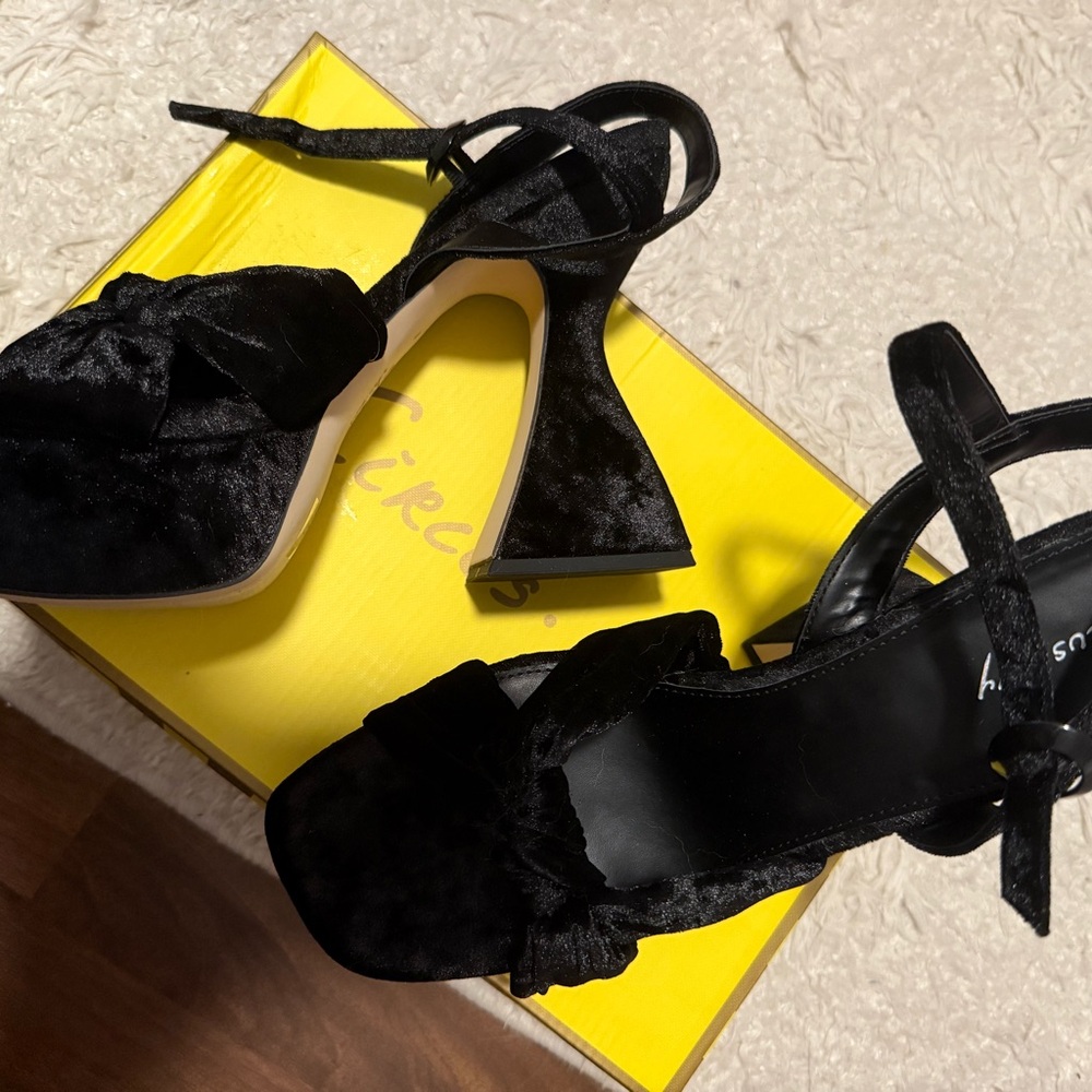 Black Velvet Knot Front Ankle Tie Heels